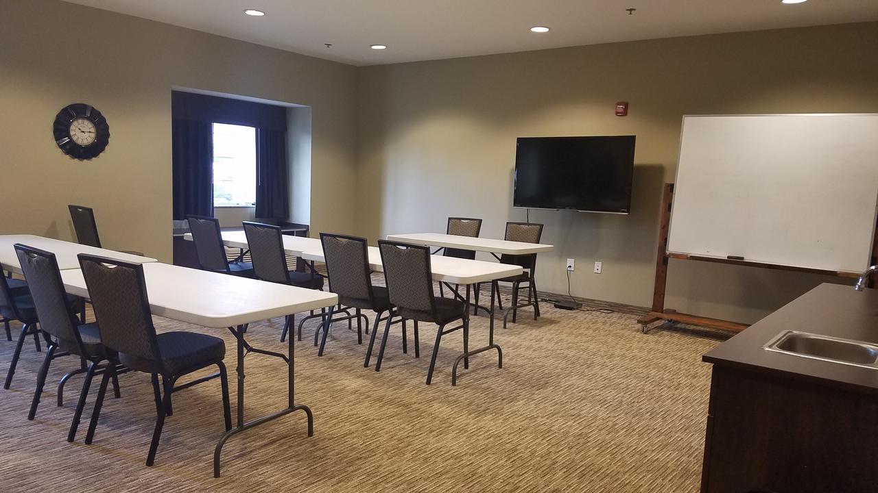 Microtel Inn & Suites By Wyndham Shelbyville Bagian luar foto