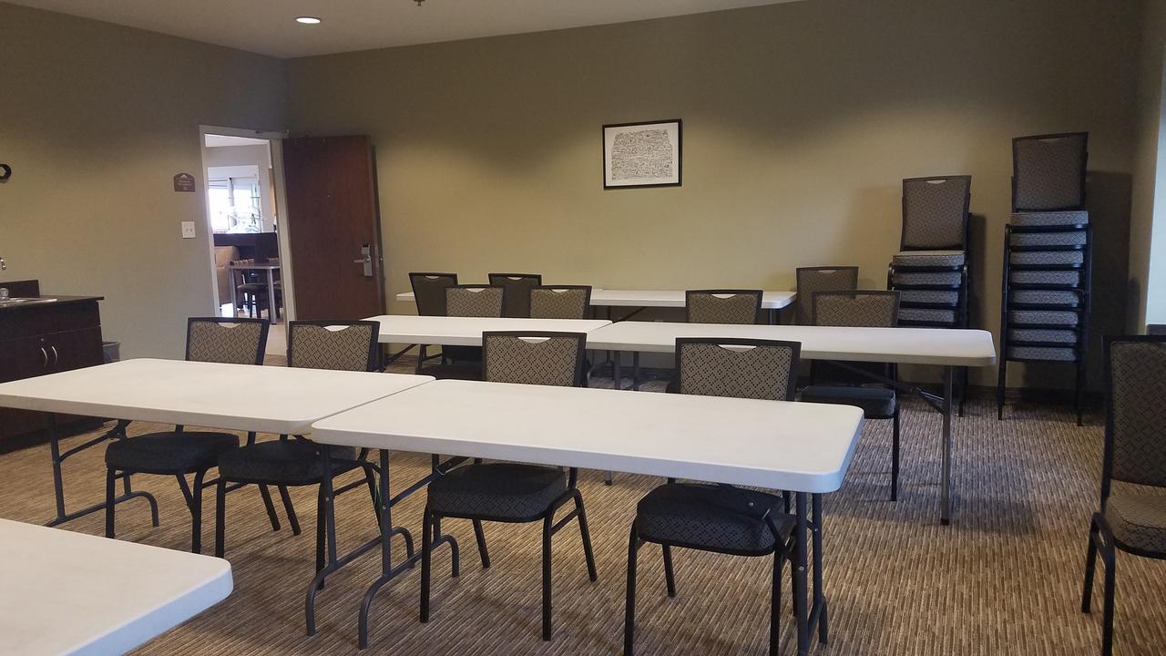 Microtel Inn & Suites By Wyndham Shelbyville Bagian luar foto
